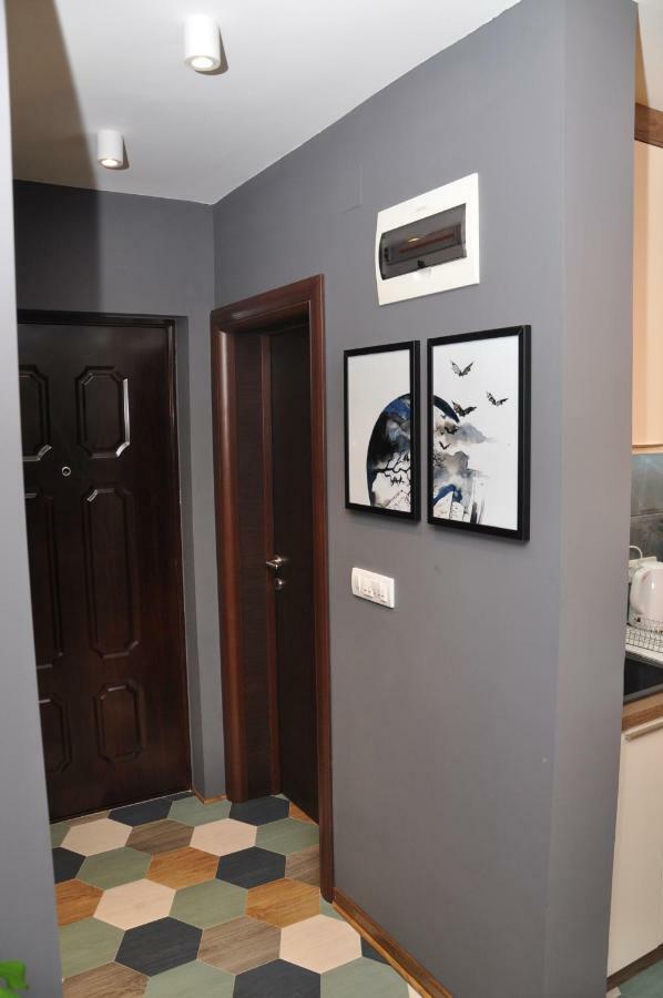 Lux Apartman Cacak Čačak Exterior foto